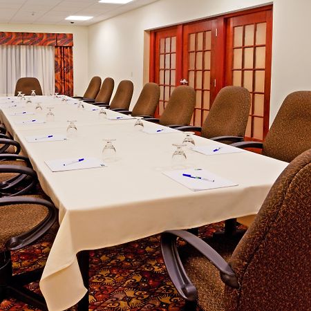 Holiday Inn Express & Suites Albany Airport Area - Latham By Ihg Экстерьер фото