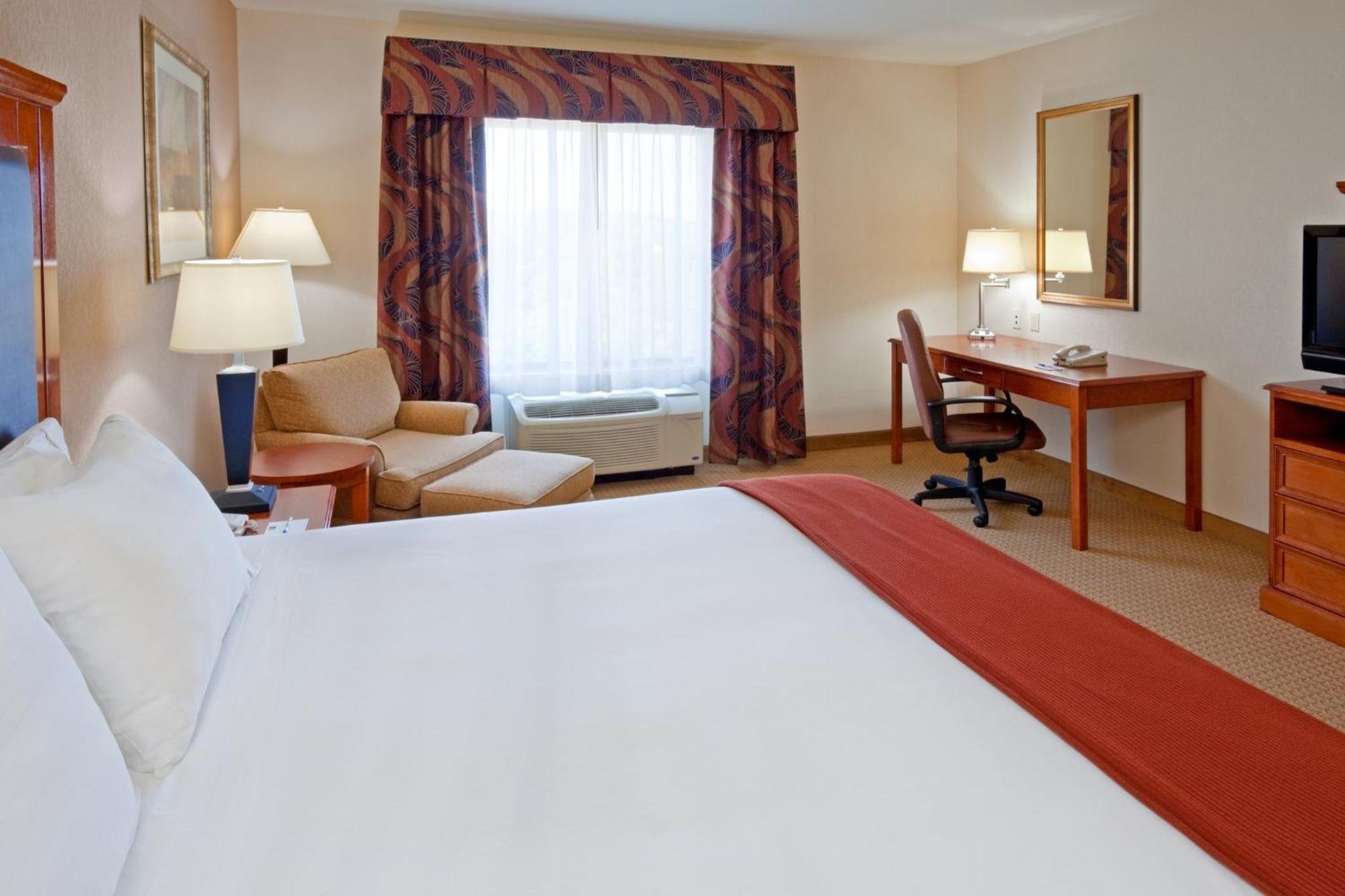 Holiday Inn Express & Suites Albany Airport Area - Latham, An Ihg Hotel Экстерьер фото